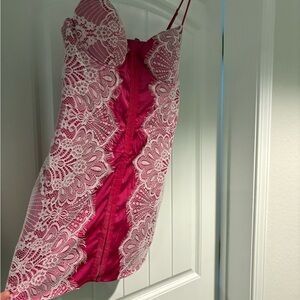 PrettyLittleThing Fuchsia and White Lace Backless Dress